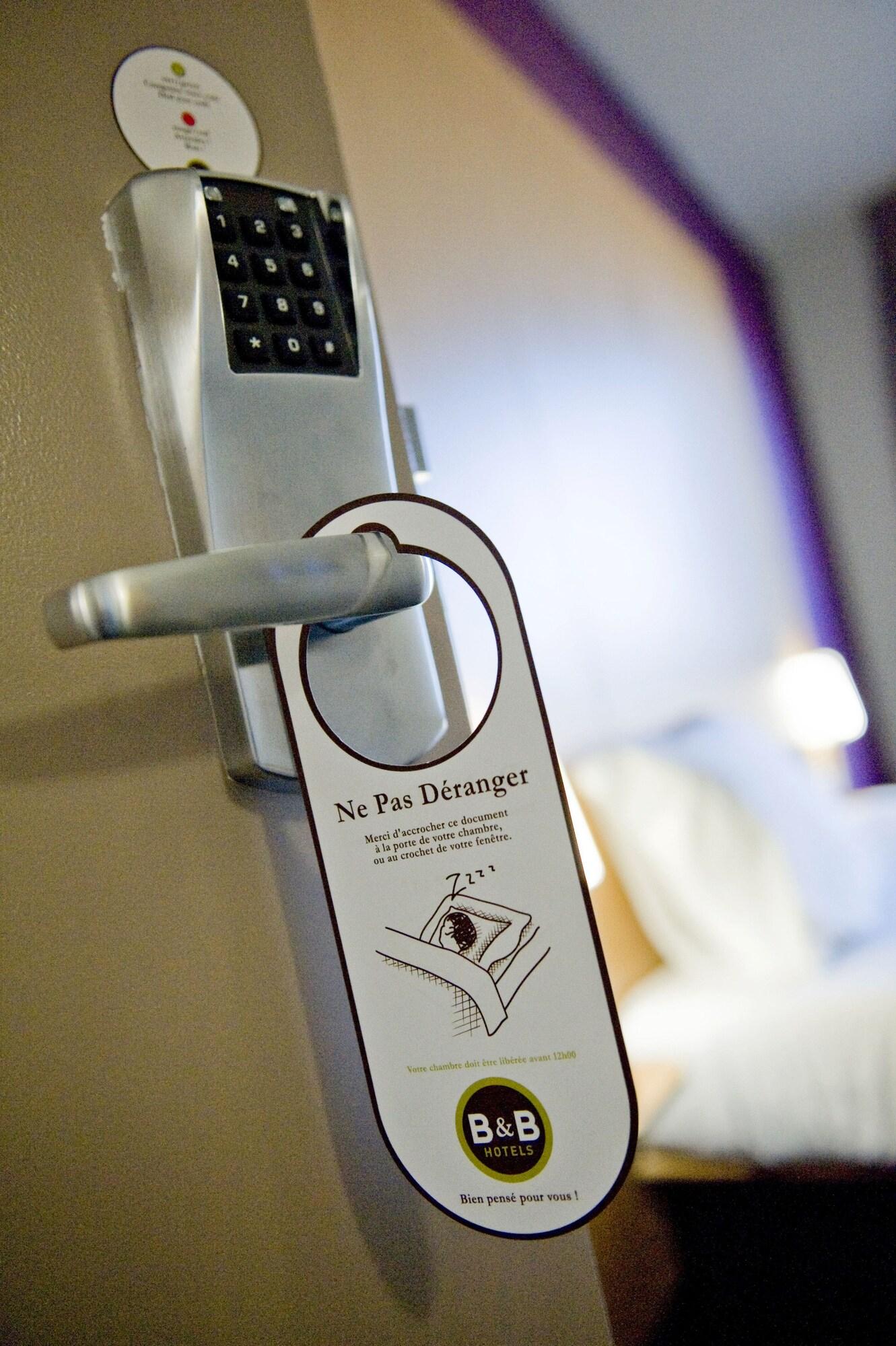 บีแอนด์บี โฮเต็ล ปารีส โรแม็งวีล นัวซี-เลอ-เซก Hotel โรแมงวิลล์ ภายนอก รูปภาพ