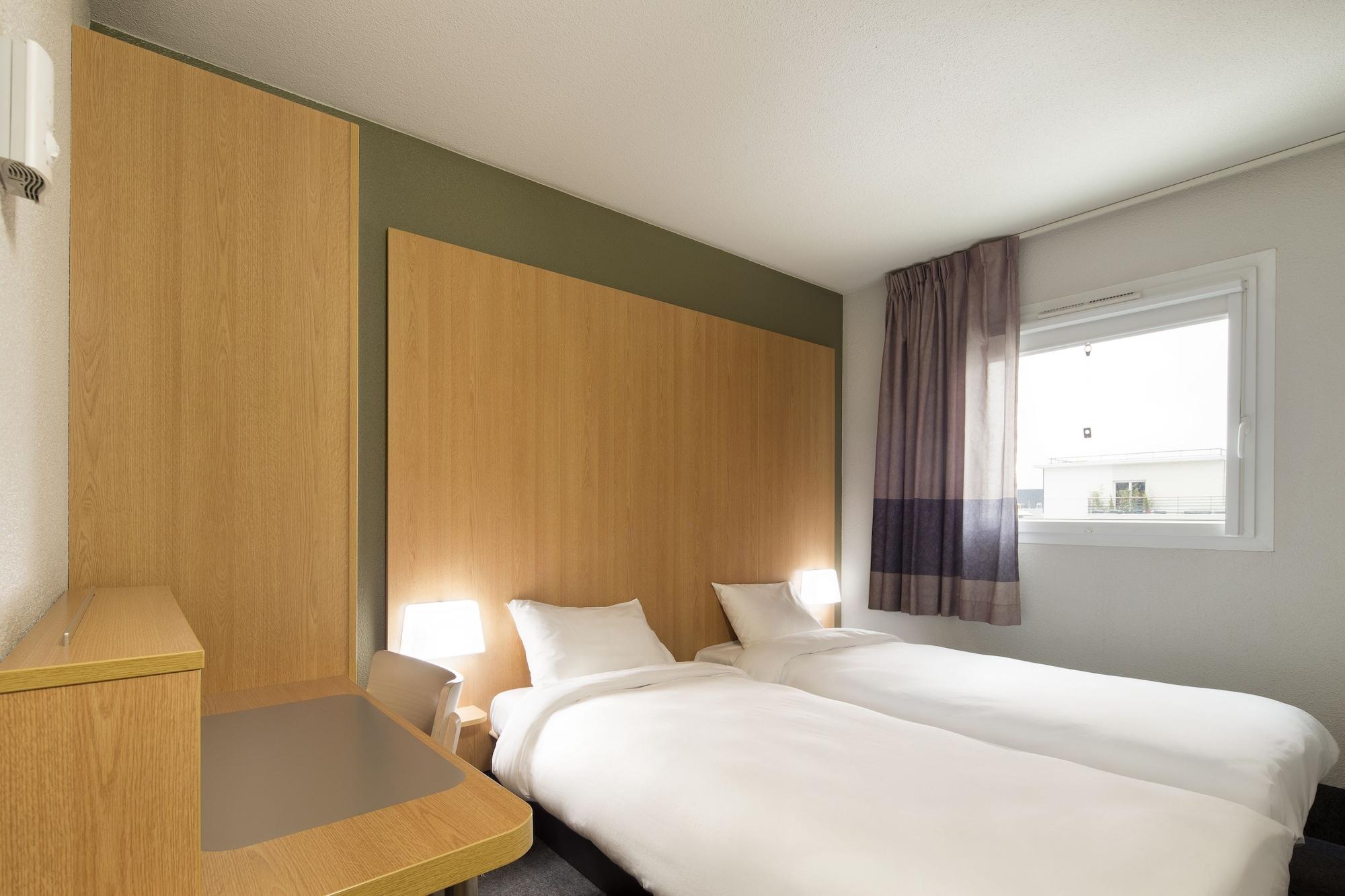 บีแอนด์บี โฮเต็ล ปารีส โรแม็งวีล นัวซี-เลอ-เซก Hotel โรแมงวิลล์ ภายนอก รูปภาพ